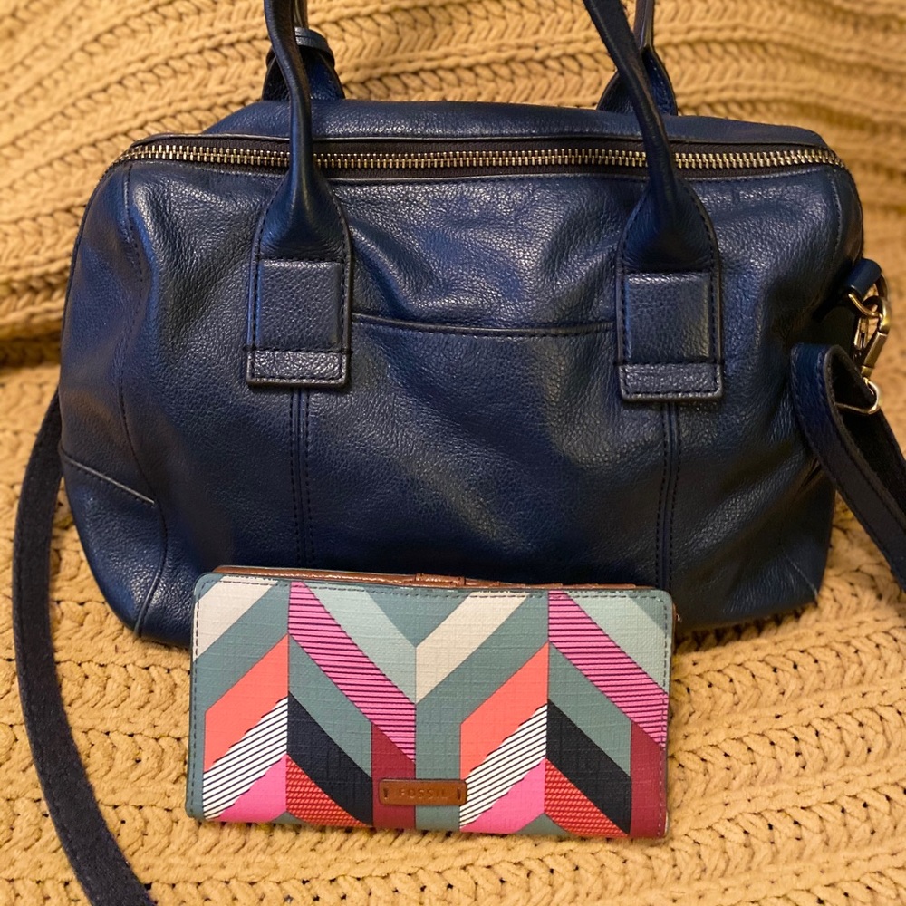 Blue Leather Fossil Bag with wallet
